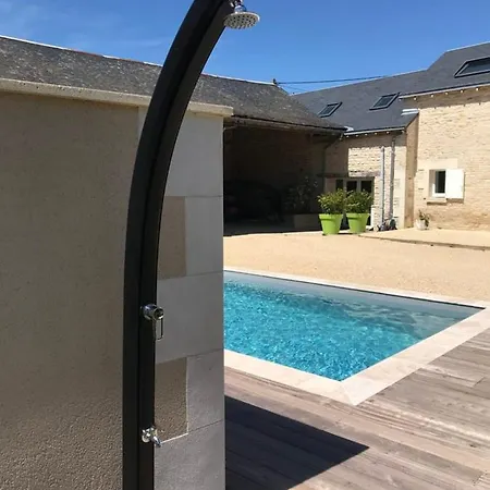 Tatil Evi Superbe Longere Poitevine - Piscine Exterieure Chauffee Et Spa Jaccuzi Cuhon